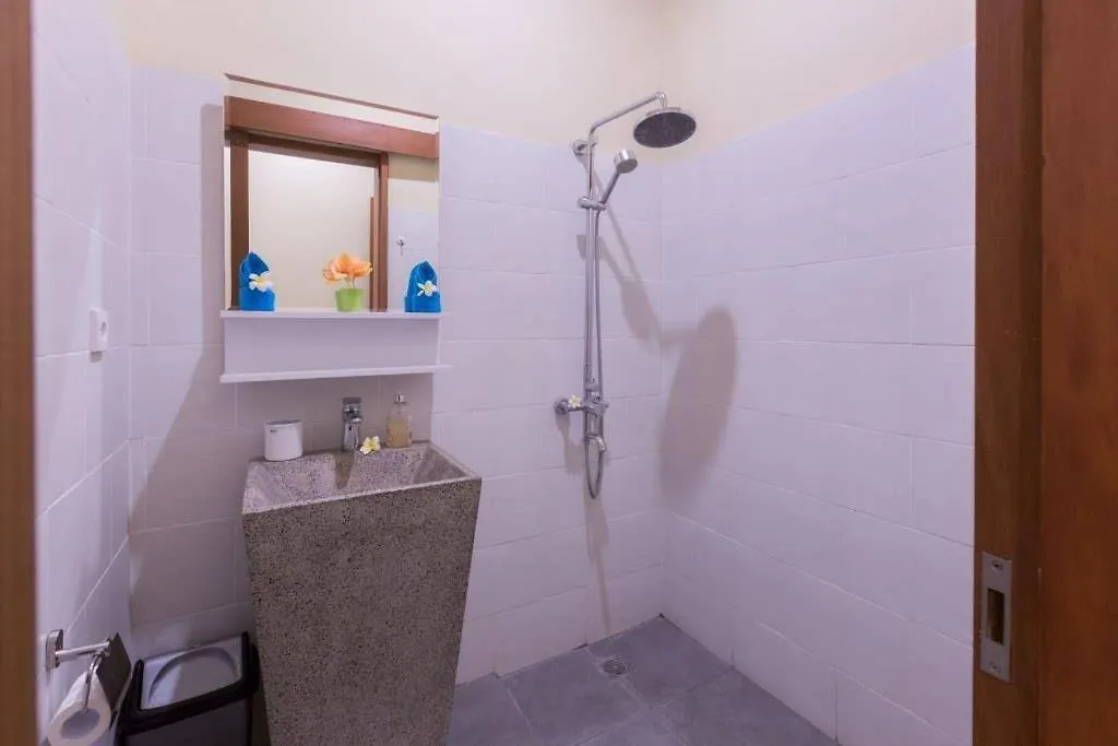 Villa Hitam Putih Legian Bali Seminyak